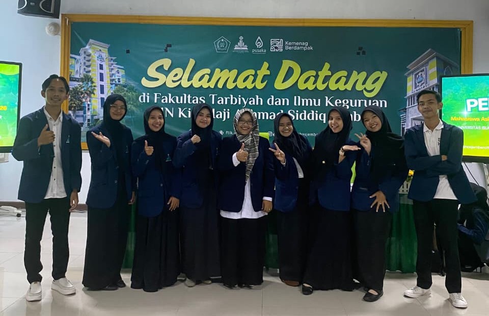 Delapan Mahasiswa PAI Dilepas untuk Asistensi Mengajar di Luar Negeri